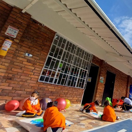 GIMNASIO PEQUENOS EXPLORADORES GIMNASIO PEQUENOS EXPLORADORES